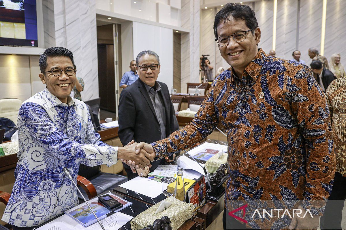 Menkeu Purbaya Yudhi Sadewa Dan DPR Bahas RKA Kementerian Keuangan 2026 Raker Komisi Xi Dpr Dengan Menteri Keuangan 100925 Dr 01