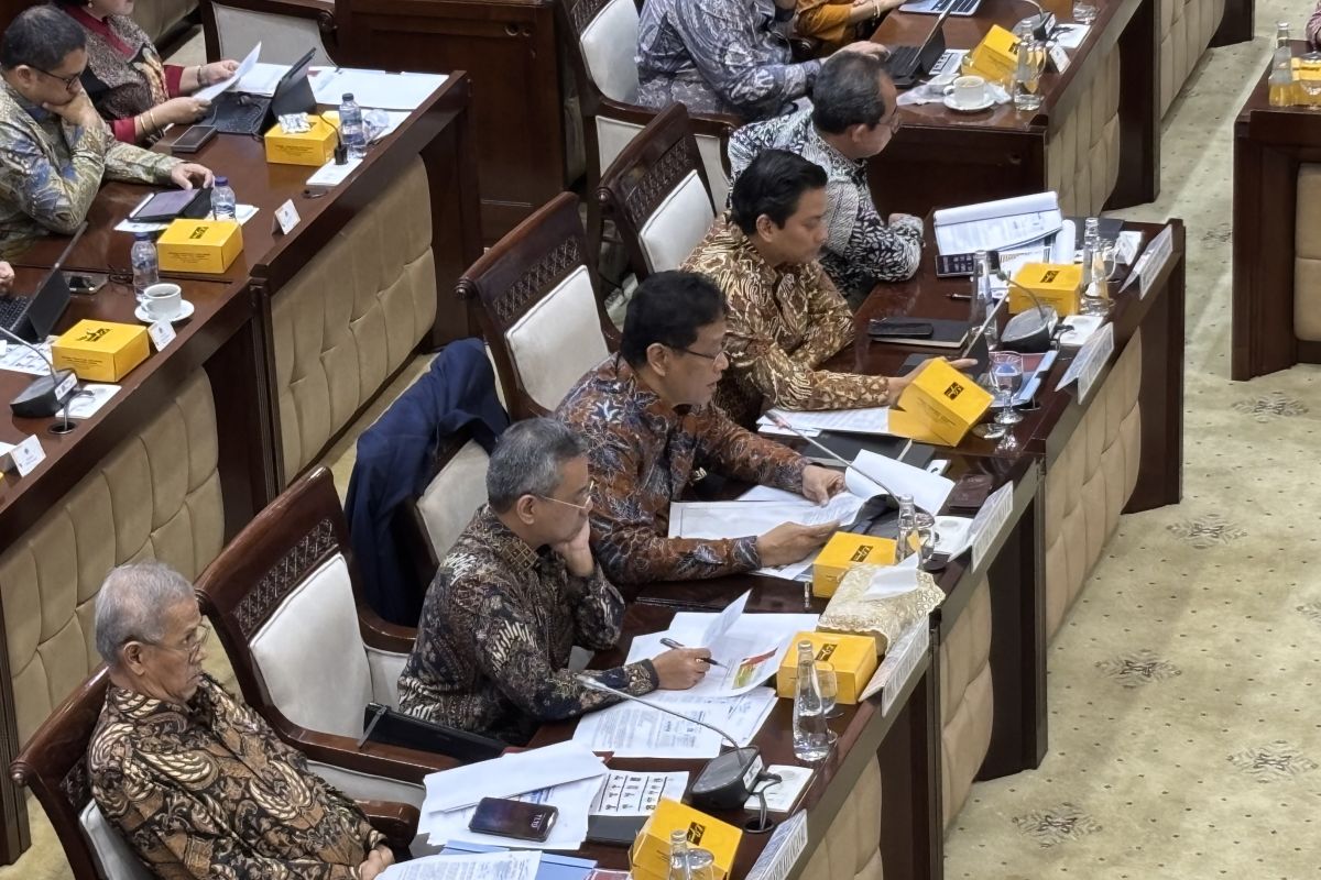 Purbaya rapat perdana dengan Komisi XI DPR sebagai Menkeu