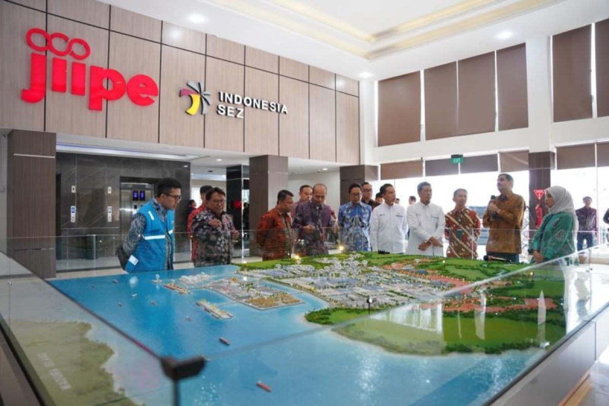 PLN operasikan listrik 40 MVA untuk PT BKMS di KEK Gresik