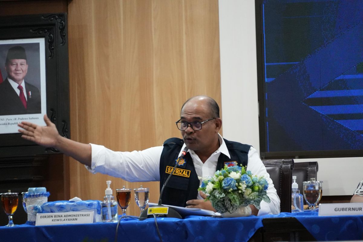 Kemendagri inspeksi pelaksanaan siskamling di Jawa Tengah