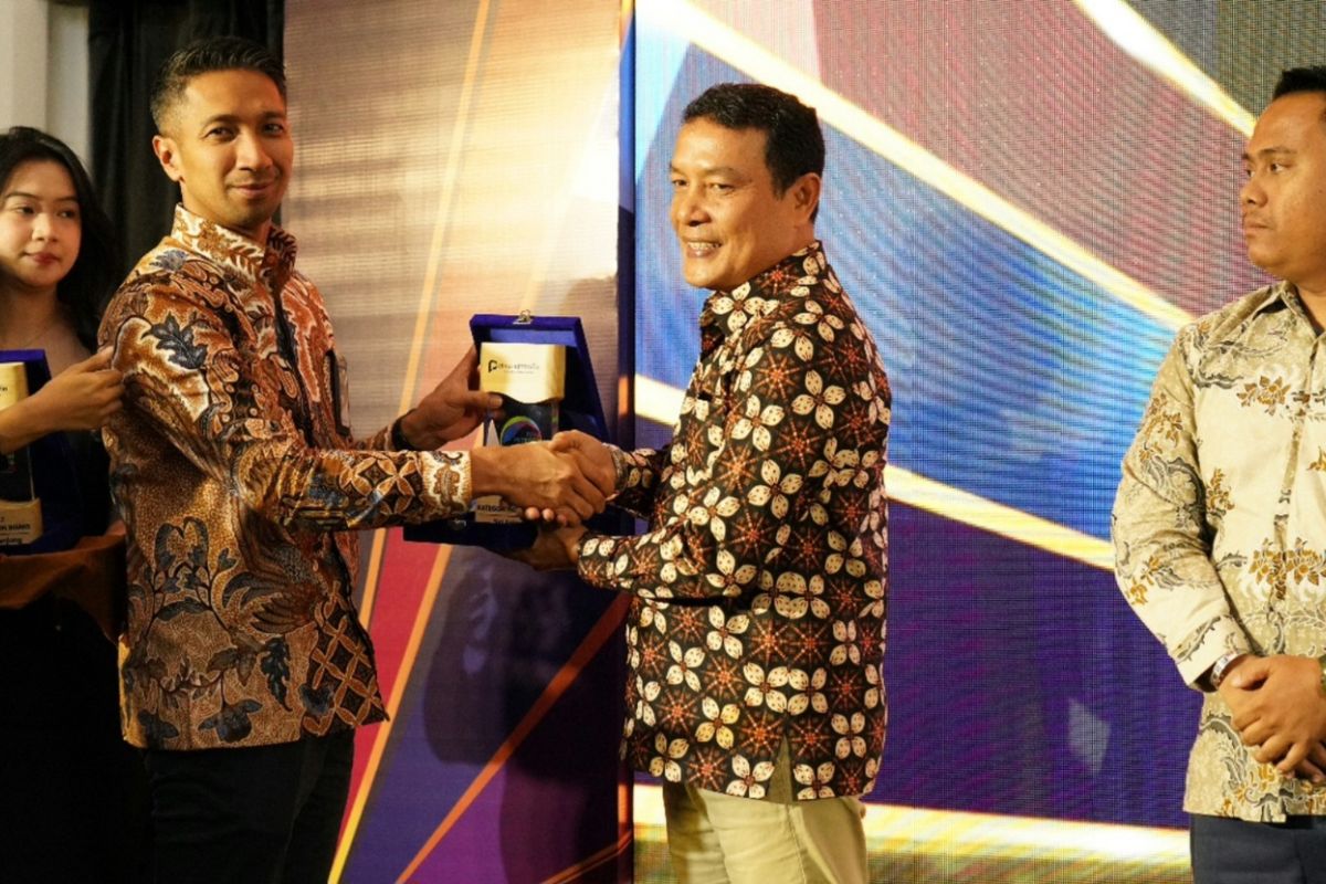 Enam pemenang Pena Petrofin Awards 2025 disabet jurnalis Sumatra