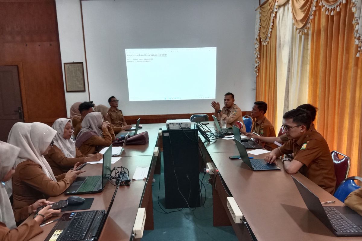 Pemkab perkuat desk PPID tingkatkan keterbukaan informasi