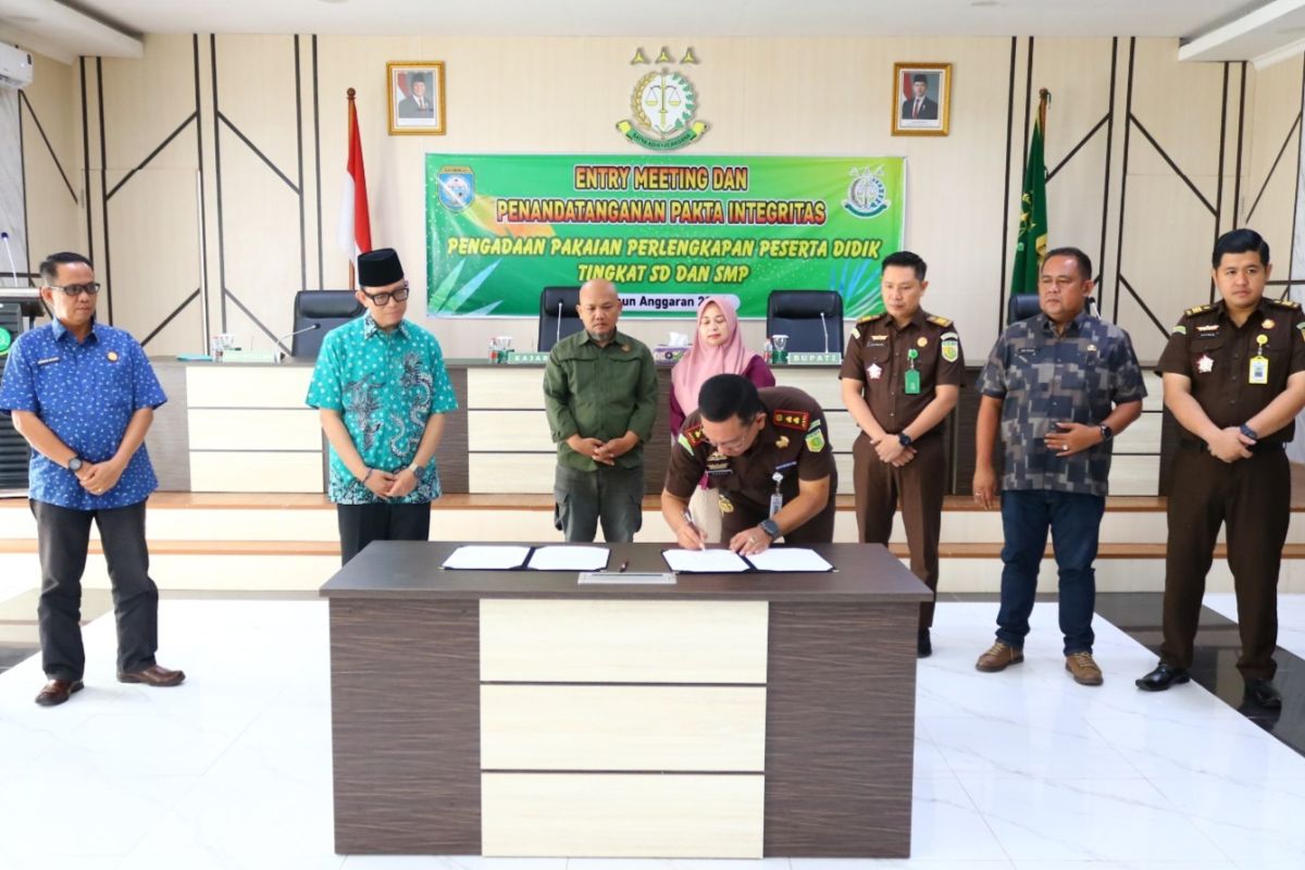 Kejari OKU kawal proyek strategis di Dinas Pendidikan, terkait pengadaan seragam sekolah gratis