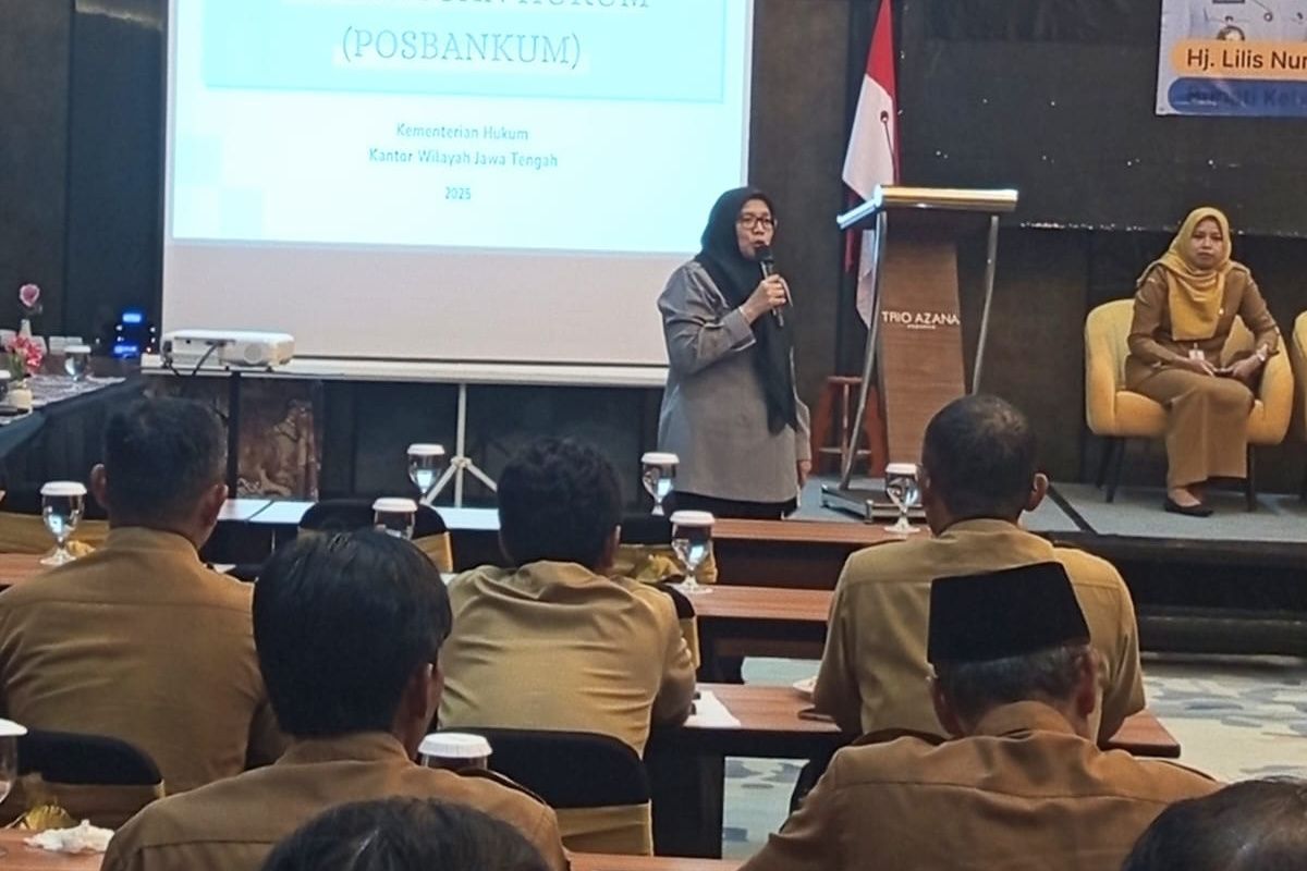 Kanwil Kemenkum Jateng sosialisasi posbankum di Kabupaten Kebumen