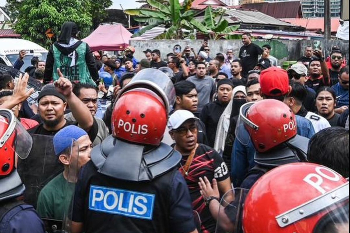 PM Anwar soroti polisi Malaysia cedera dalam kericuhan eksekusi rumah