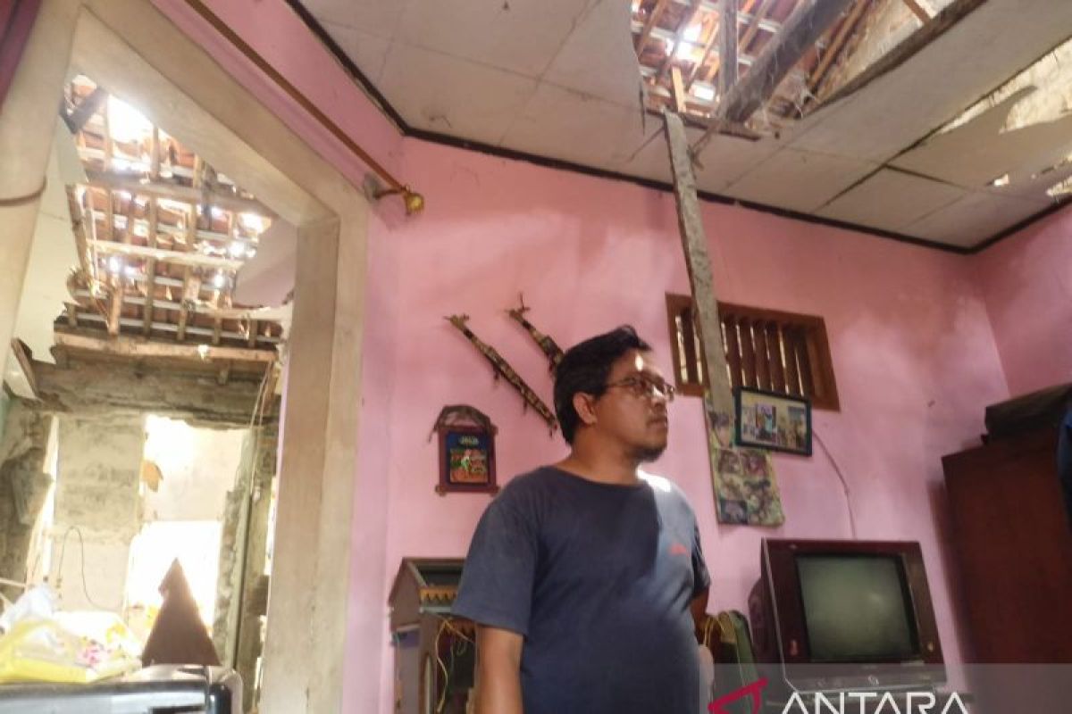 Puslabfor Polri selidiki penyebab ledakan di Pamulang Tangsel