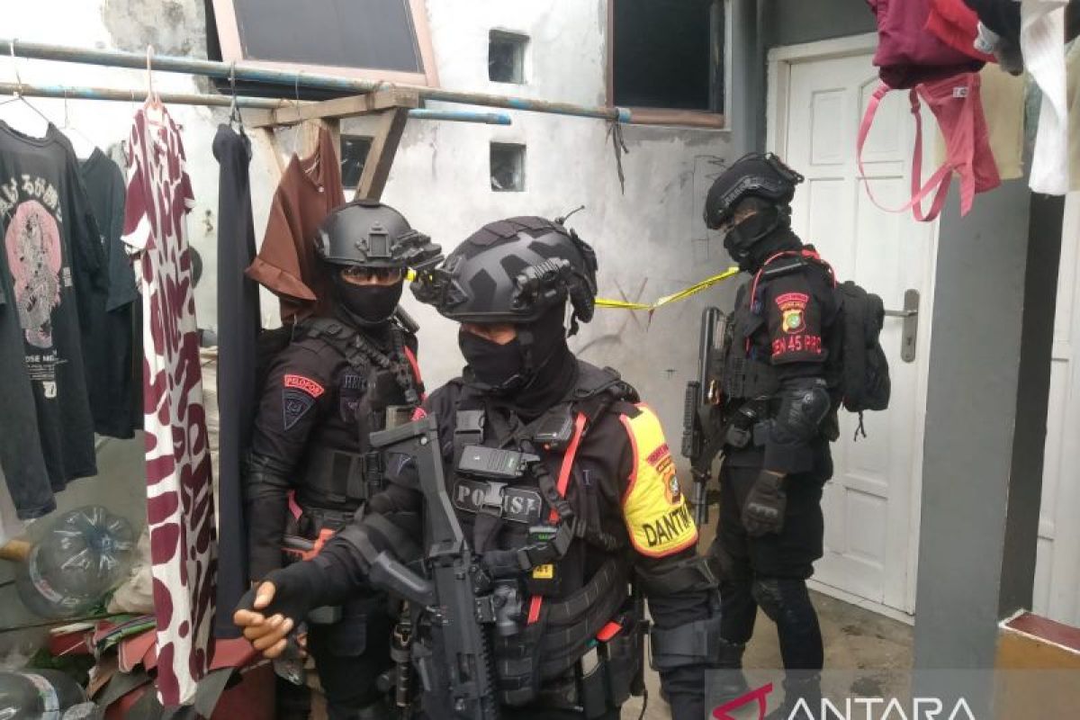 Polisi tak temukan bukti bom dalam ledakan misterius di Tangsel