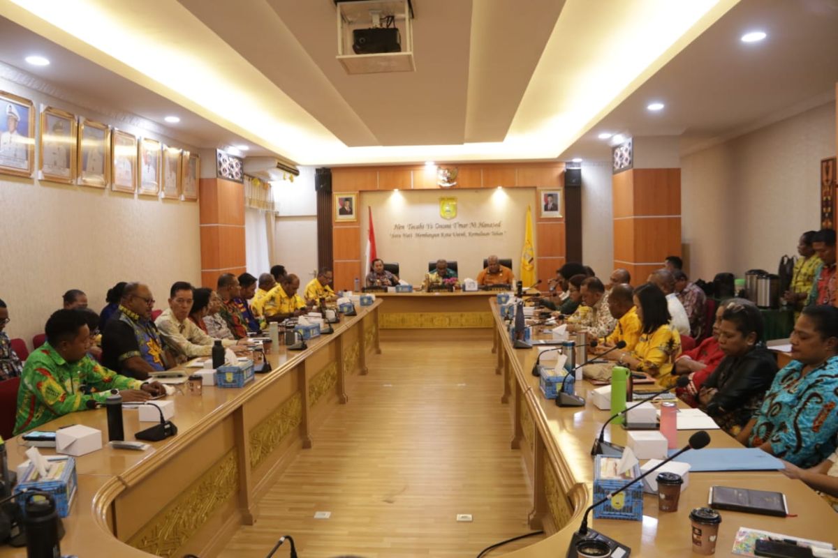 Pemkot Jayapura minta OPD mempercepat pelaksanaan program 2025