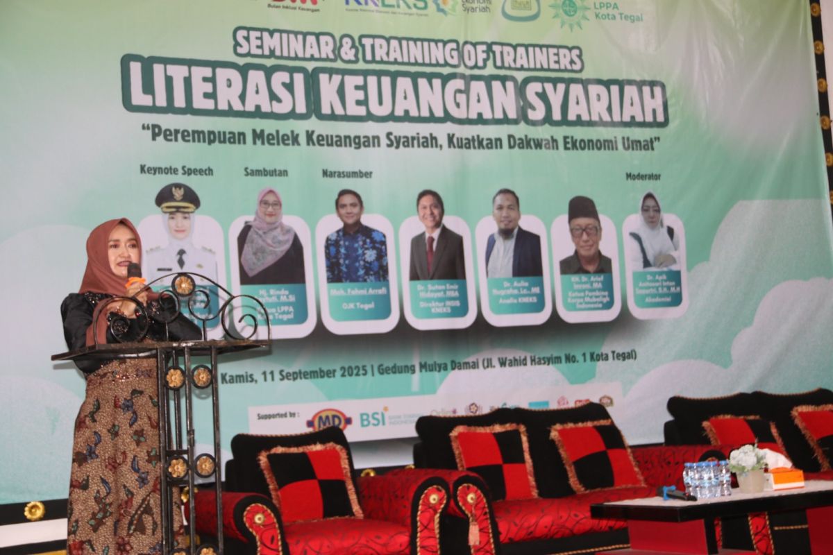 Wakil Wali Kota Tegal bicara literasi keuangan syariah