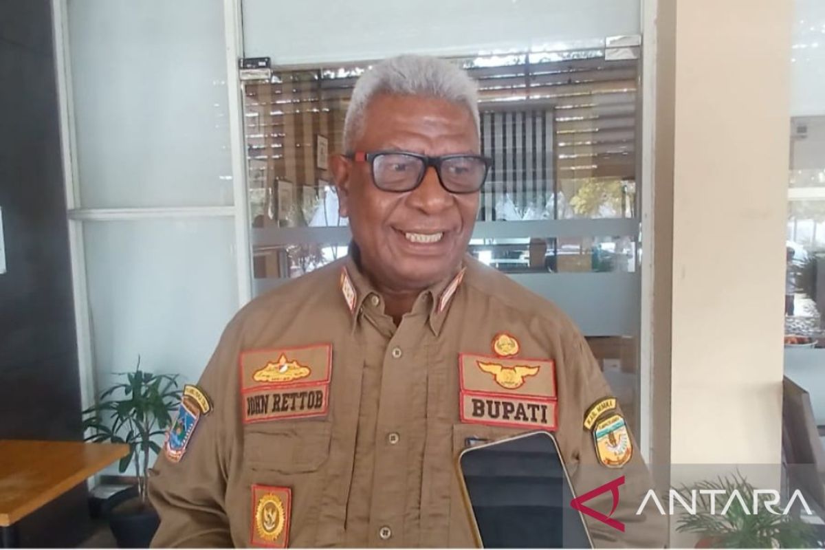 Bupati Mimika sampaikan duka cita untuk korban kecelakaan Heli Intan Angkasa