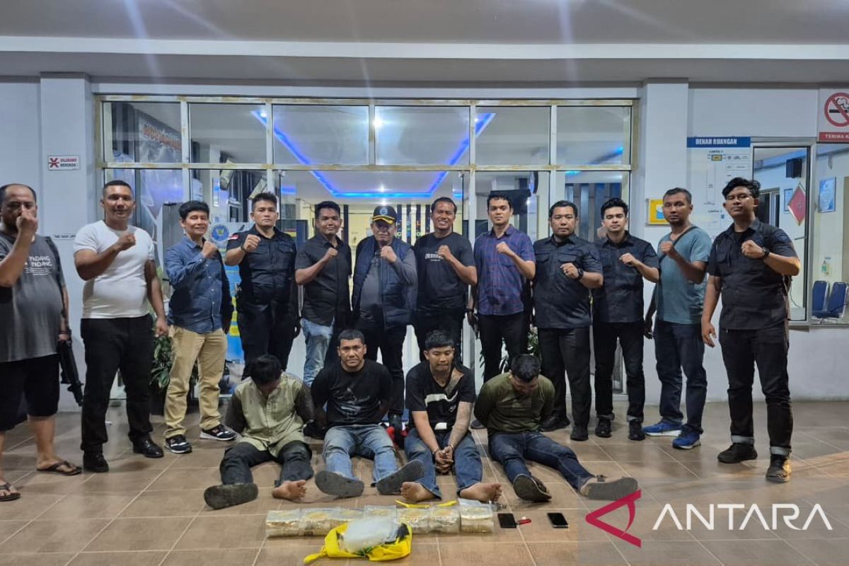 BNN Sumbar gagalkan dua kali upaya penyelundupan narkotika
