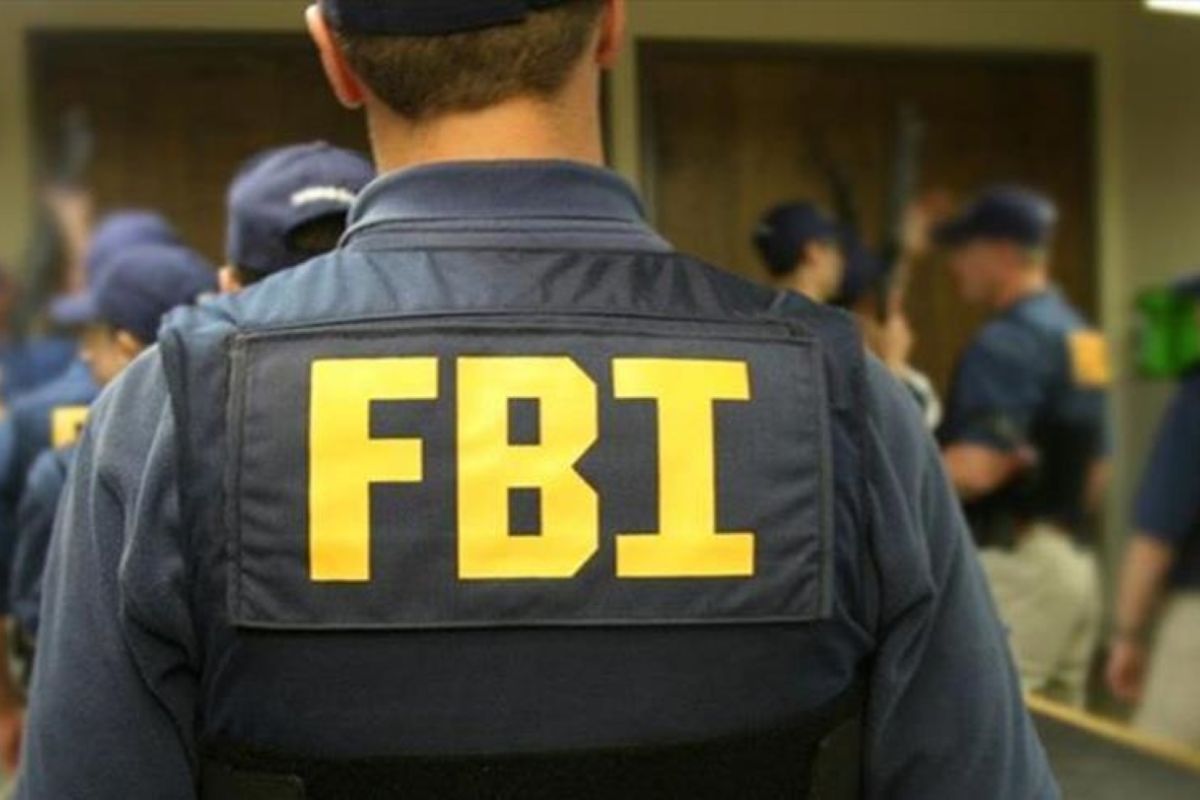 FBI rilis foto orang yang diduga terkait penembakan Charlie Kirk