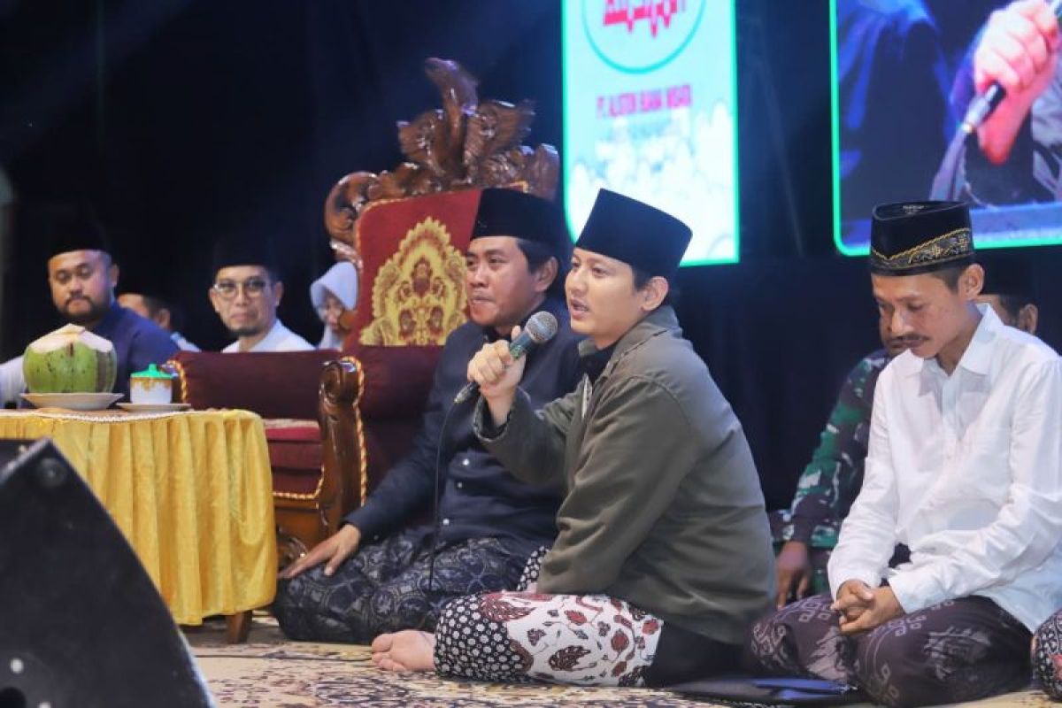 Bupati Trenggalek curhat soal jalan rusak dan minimnya penerimaan pajak