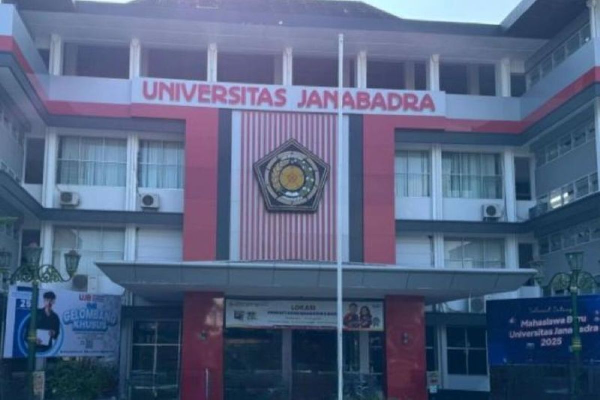 Janabadra Club Rendezvous 2025: Perayaan Dies Natalis UJB dalam nuansa budaya dan inovasi teknologi