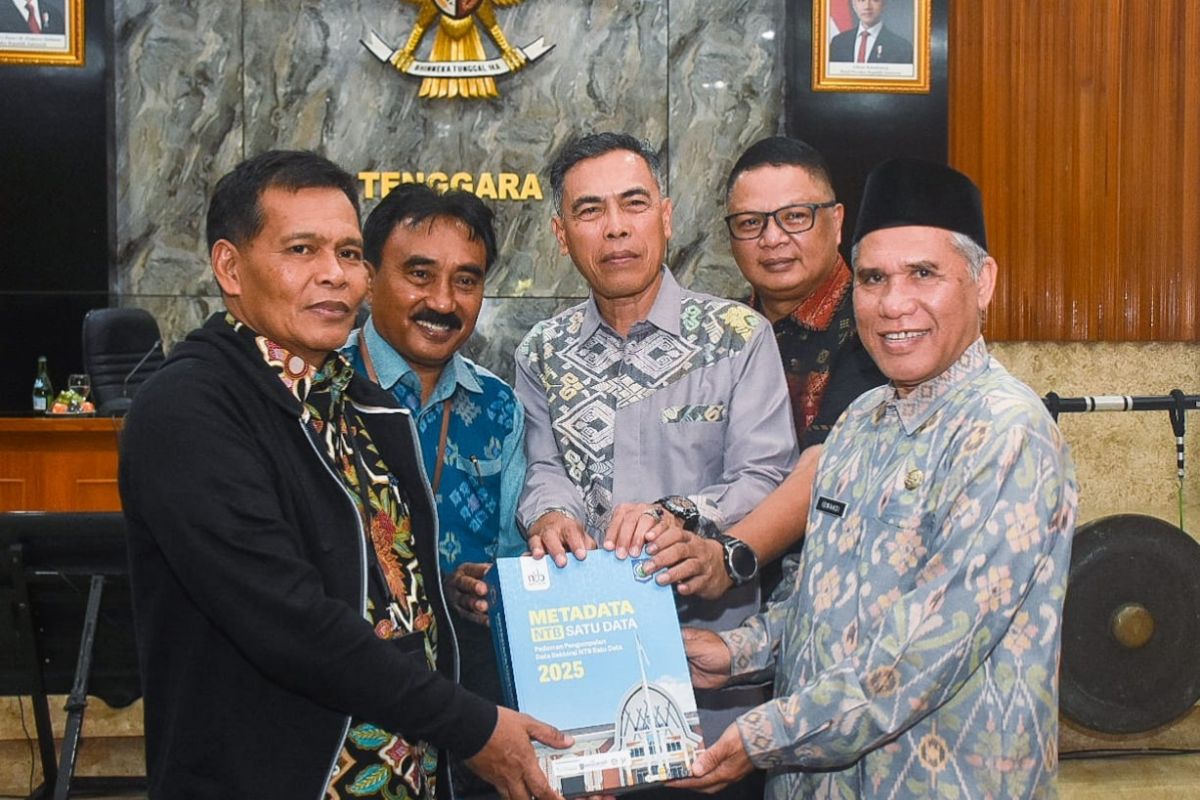 NTB ,menerbitkan buku metadata sebagai acuan pembangunan inklusif