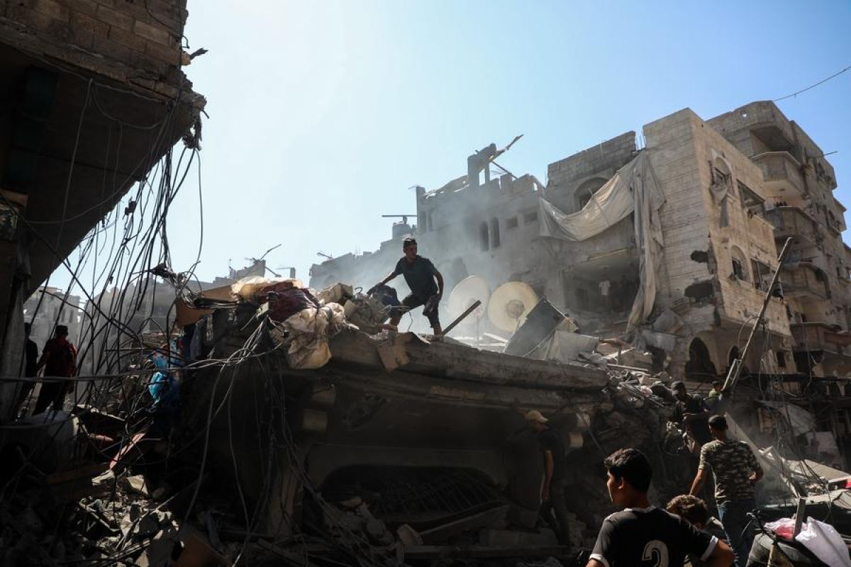 Warga Gaza terhimpit pilihan menyakitkan untuk bertahan hidup