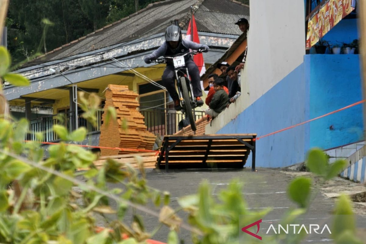 Khoiful Mukhib sabet podium juara Men Elite IDH Urban 2025