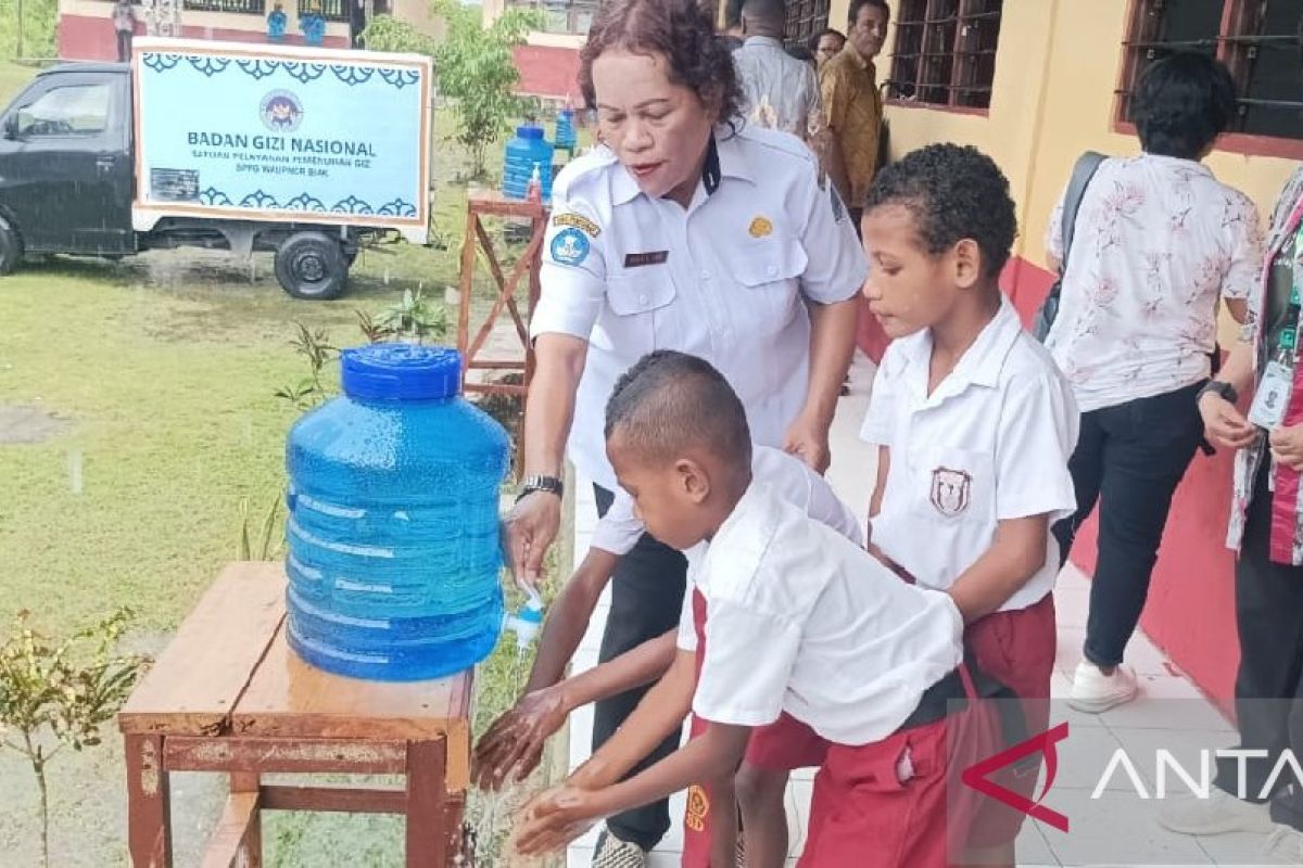 Disdikbud Biak sebut fasilitas cuci tangan di sekolah mendukung MBG