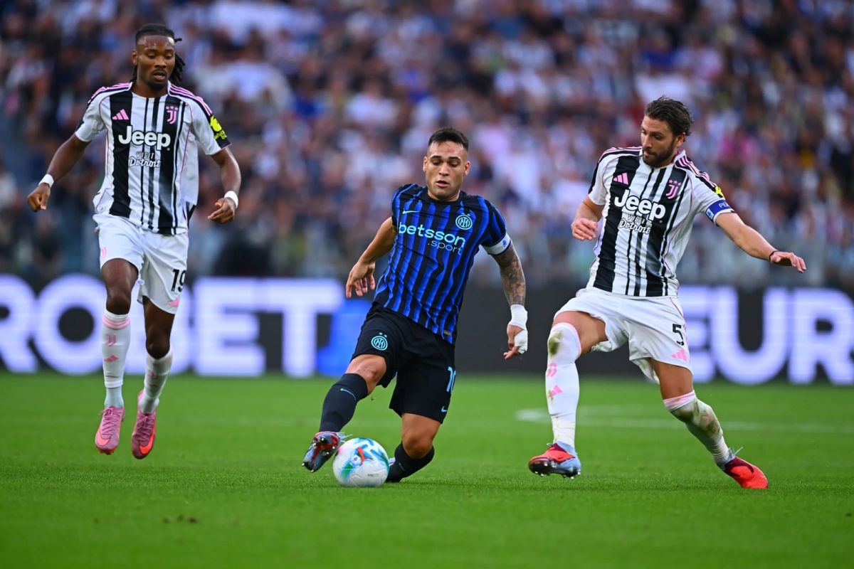 Gol Vasillije Adzic bawa Juventus menangi drama tujuh gol kontra Inter