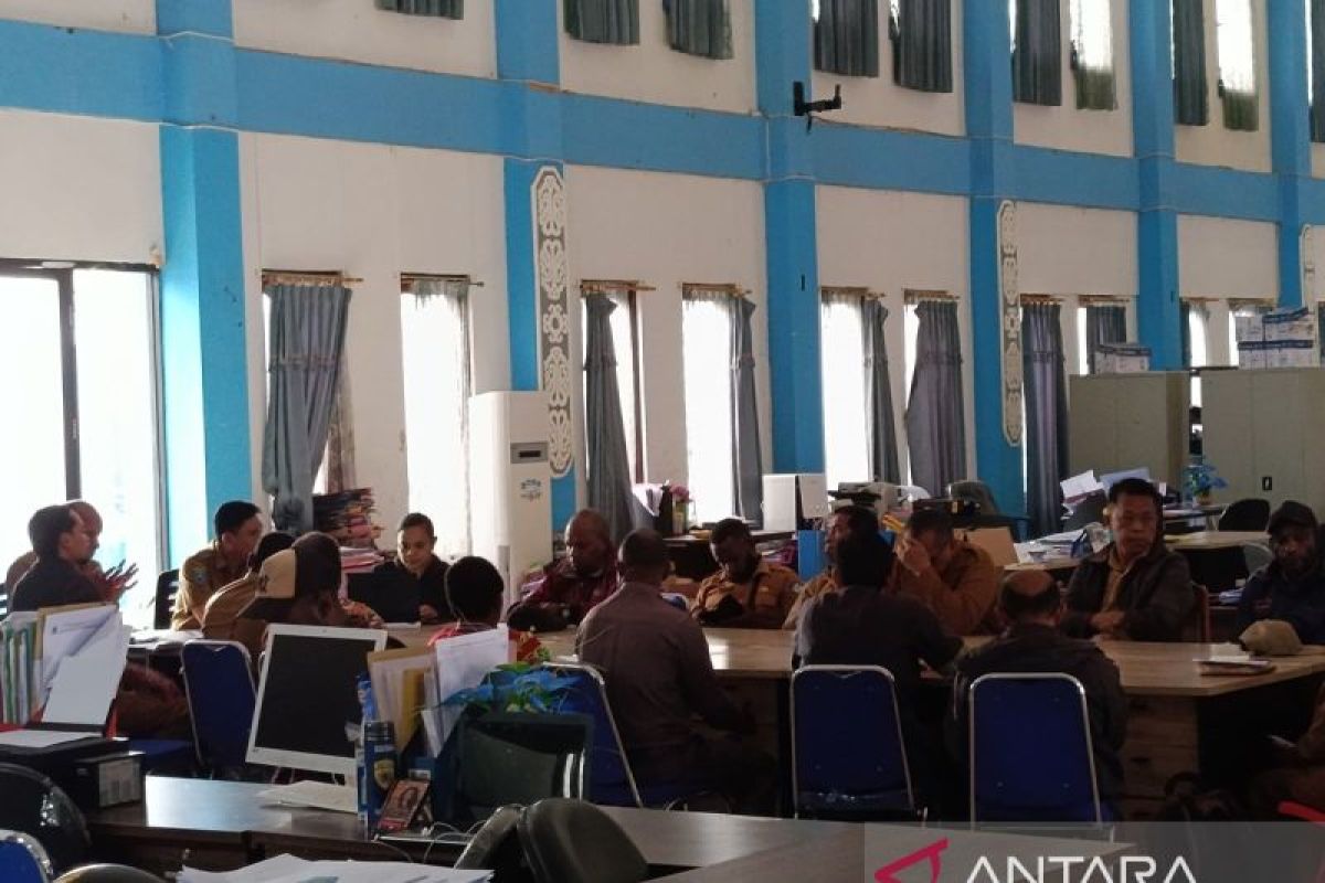 Disdik Jayawijaya minta pelajar SMA/SMK menghentikan tawuran