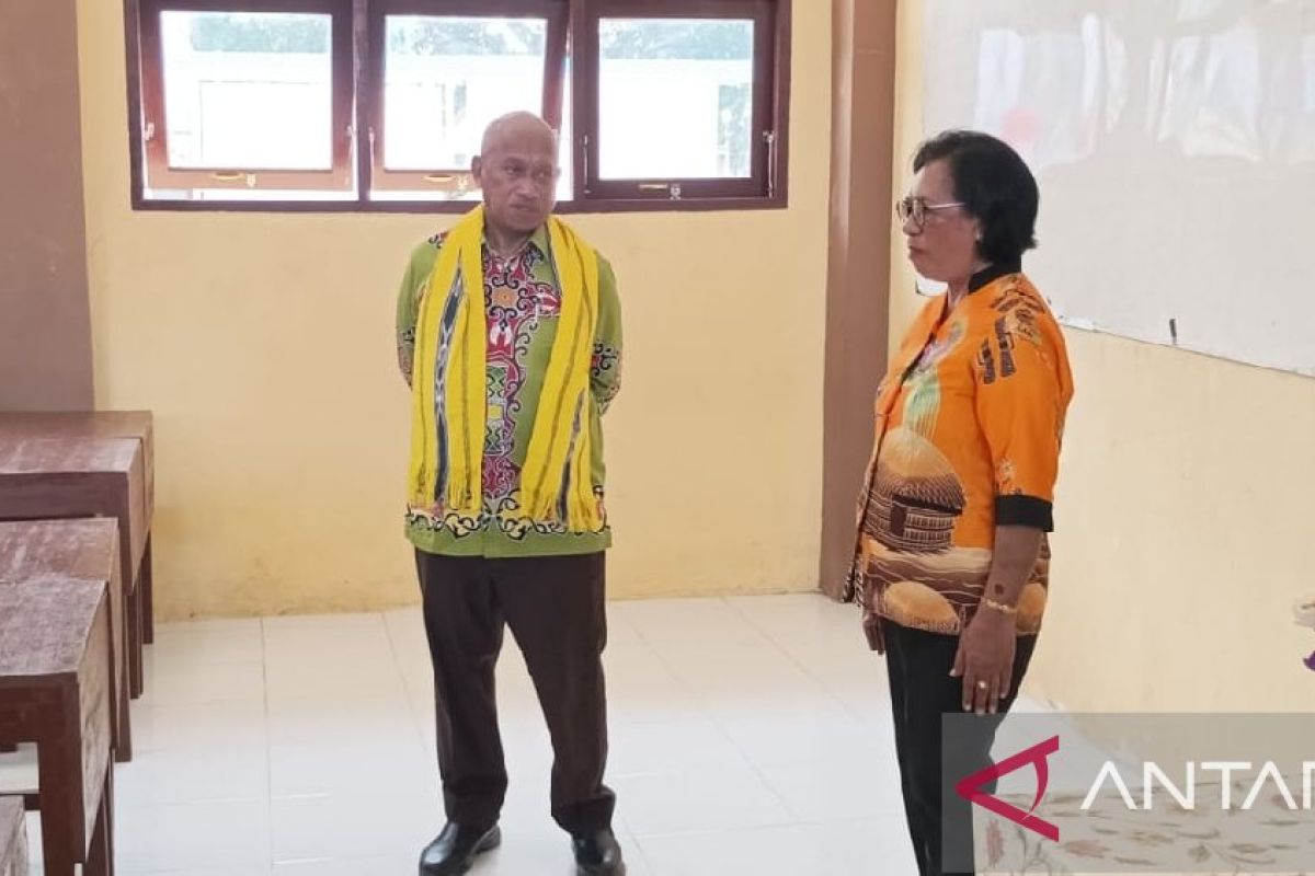 Pemkab Biak sebut program bantuan duka OAP bantu ringankan beban keluarga