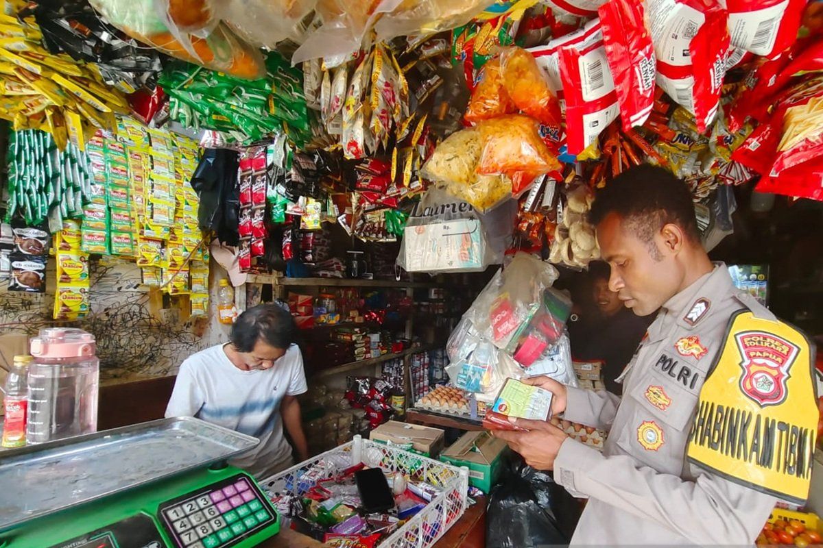 Polres Tolikara imbau pedagang tak jual bapok kedaluwarsa