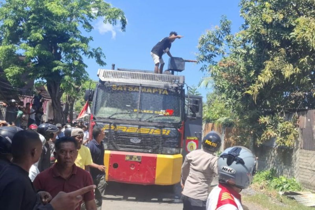 Polisi selidiki penyebab kebakaran lima bangunan di Sikka-NTT
