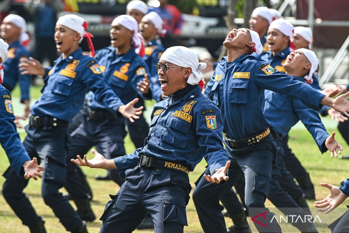 Gubernur DKI Jakarta Pramono Anung buka pelatihan pemadam kebakaran