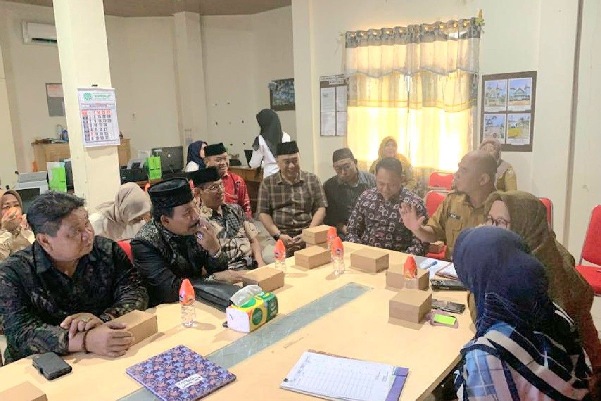 Disarpustaka Kapuas terima kunjungan DPRD Barito Kuala bahas aplikasi Srikandi