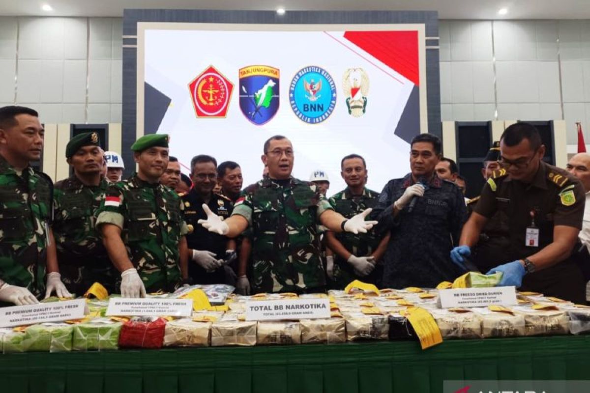 Pangdam XII/Tpr limpahkan 63,6 kg sabu kepada BNN Kalbar
