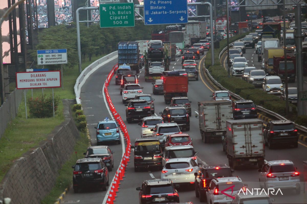 Kenali fenomena "phantom traffic" kondisi jalanan macet tanpa alasan