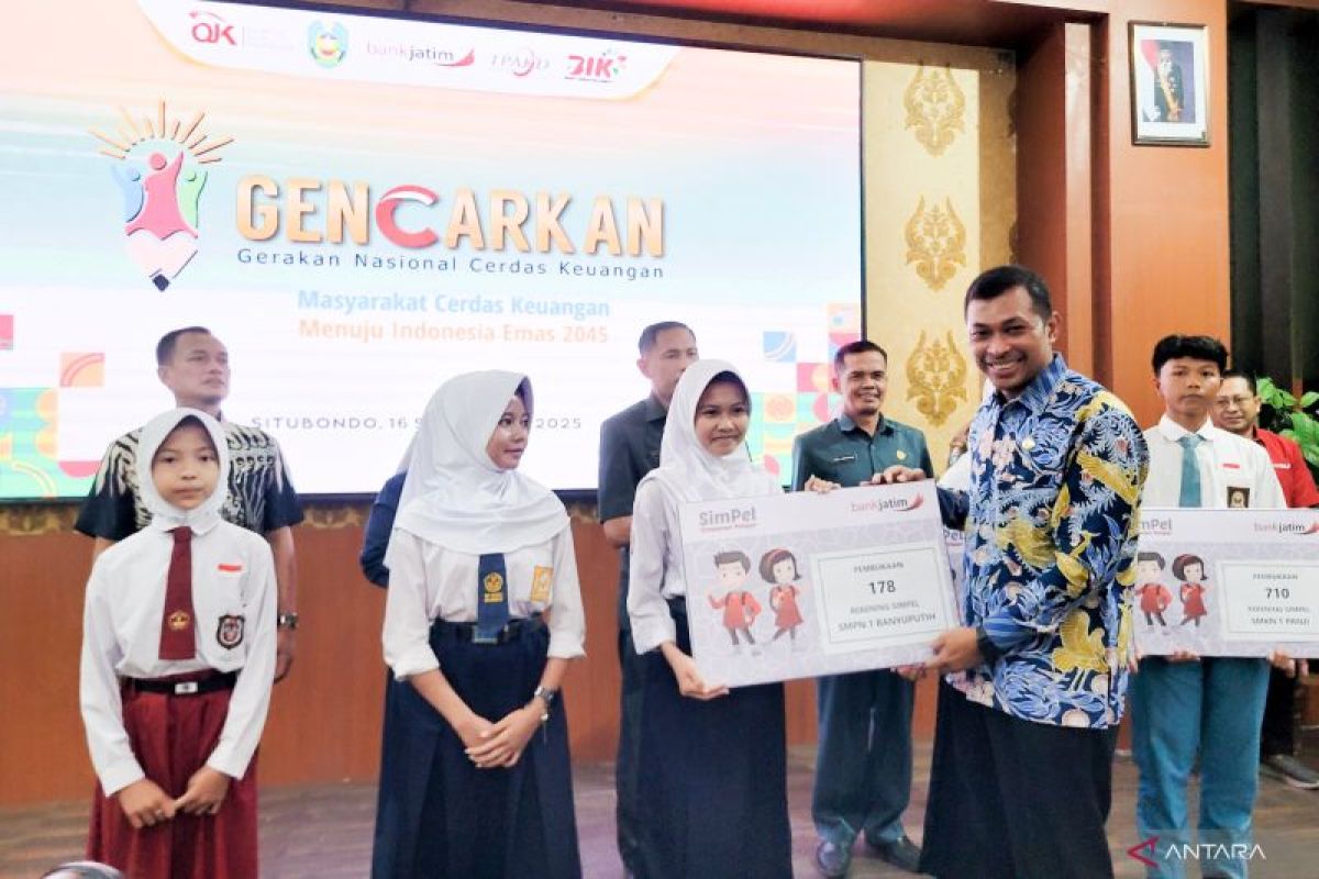 OJK beri pemahaman literasi keuangan lewat 