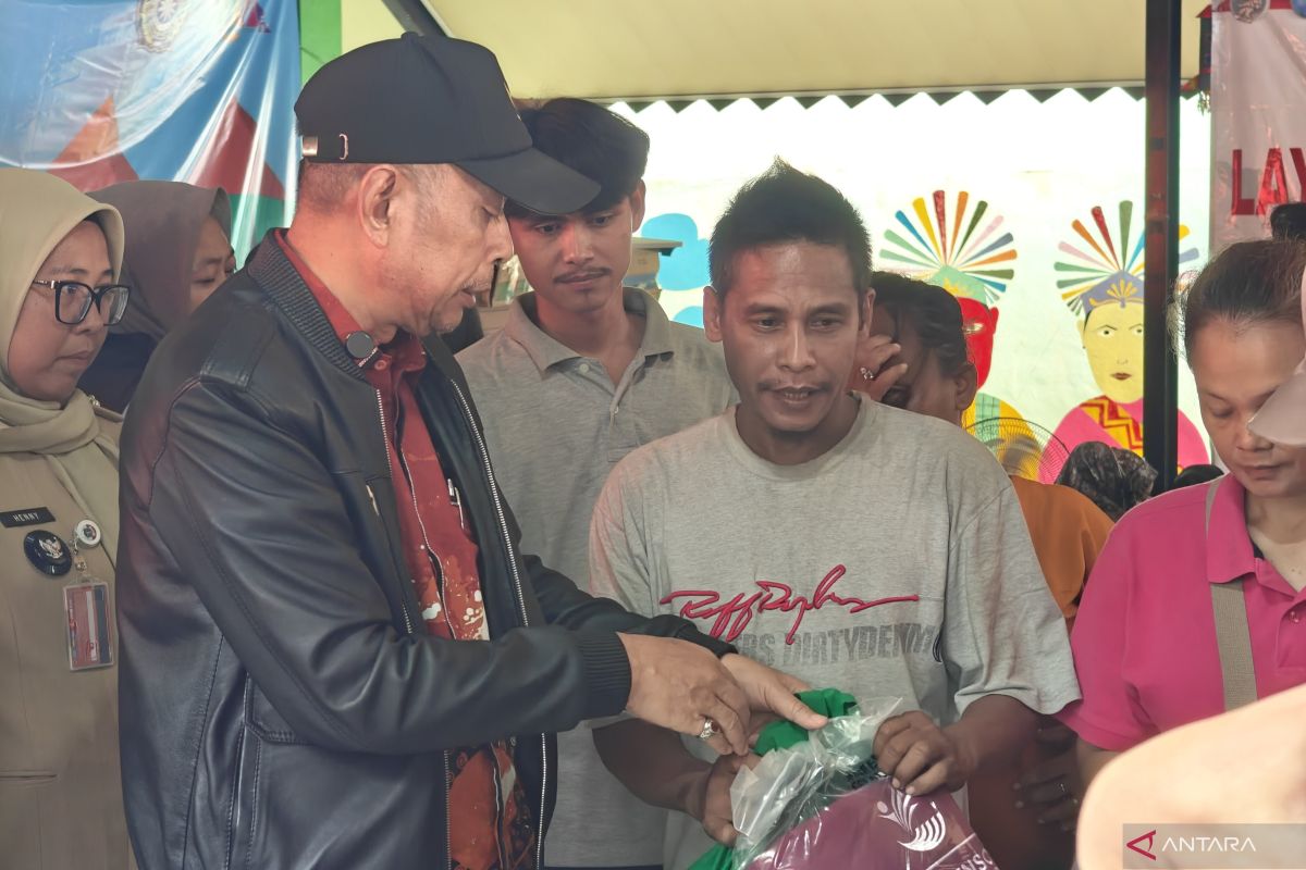Kemensos salurkan bantuan senilai Rp252 juta kebakaran di Pasar Senen
