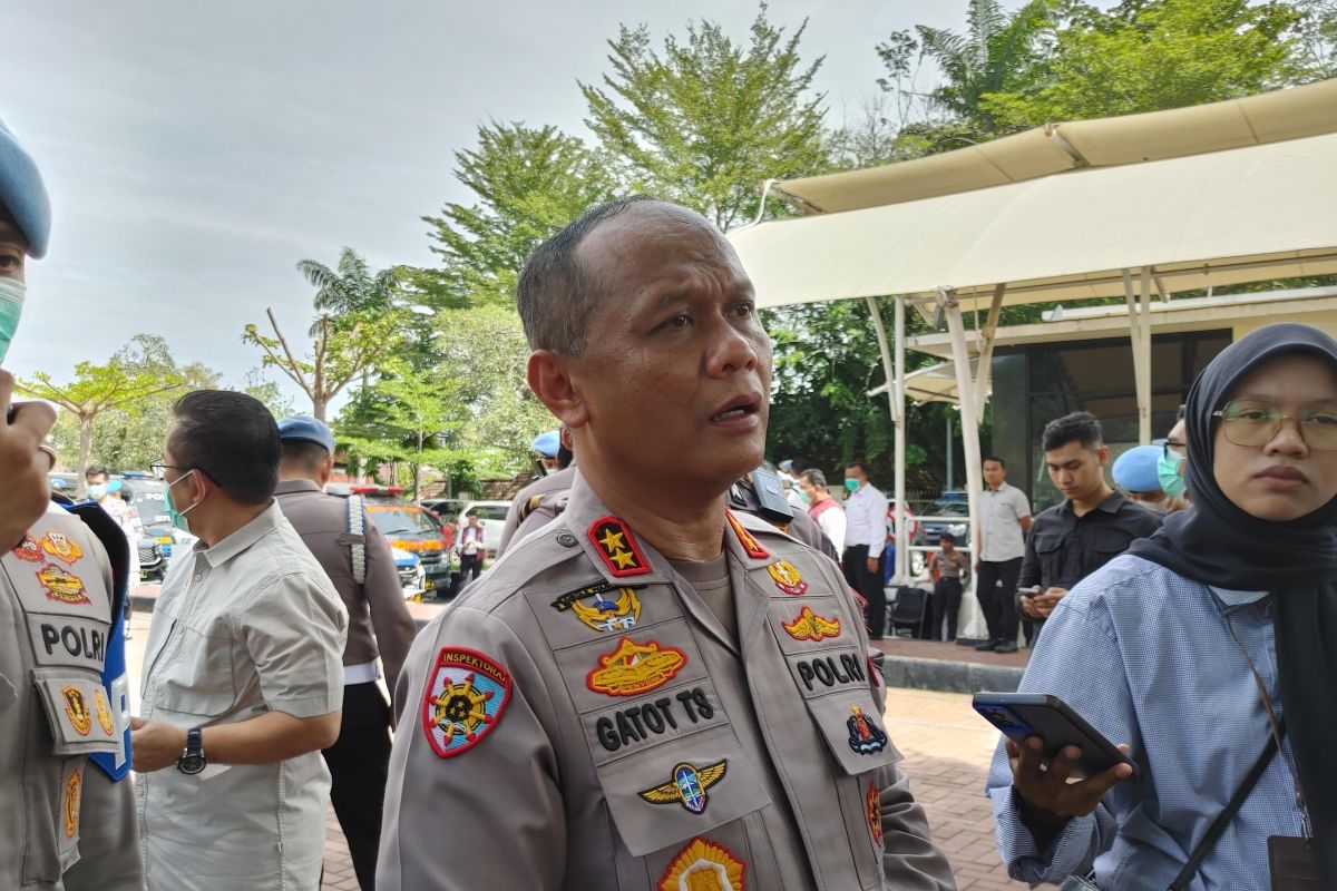 Polda Sumbar beri penghargaan personel yang ungkap kasus 50 kg sabu