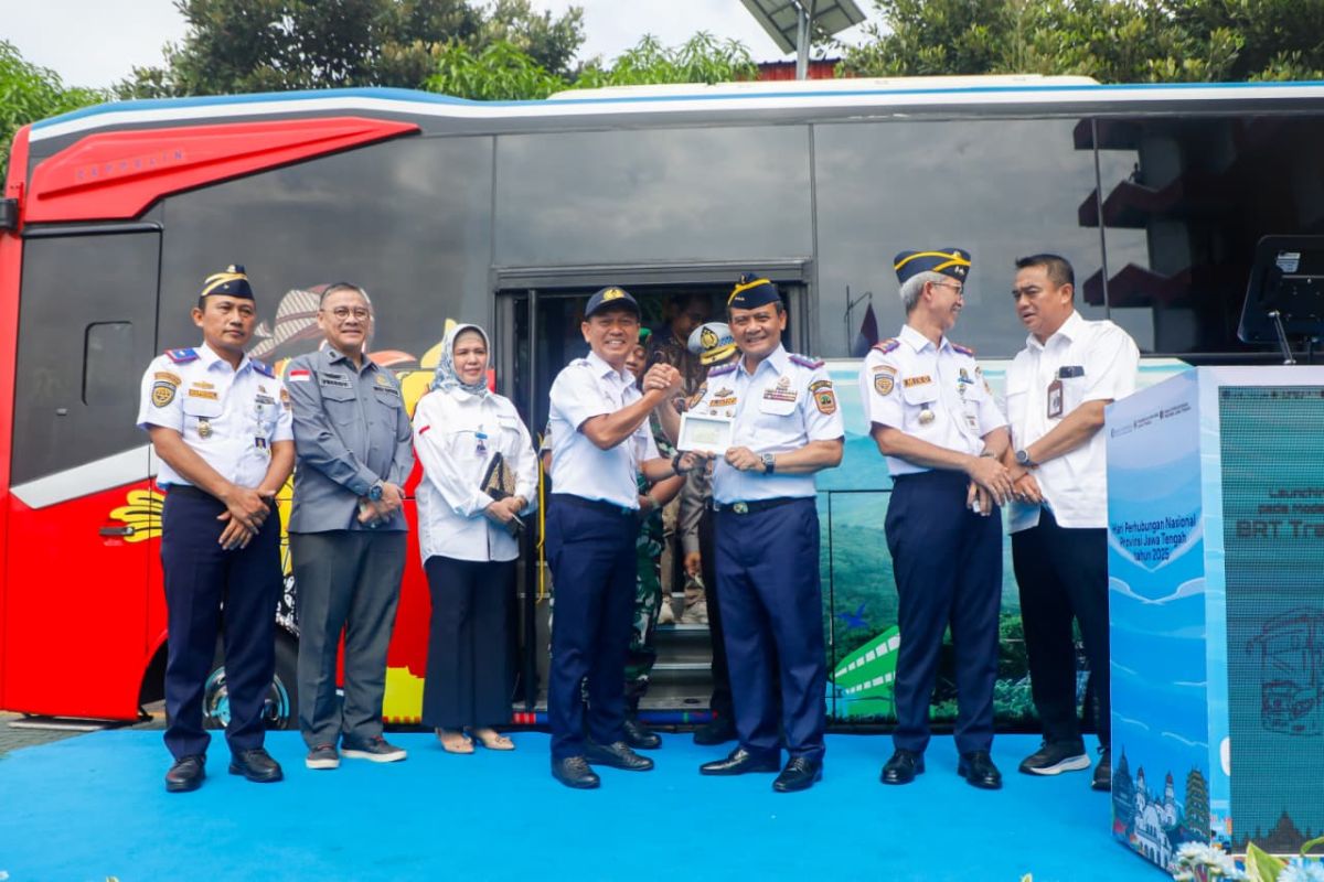 Pemprov Jateng luncurkan modernisasi pembayaran tiket bus Trans Jateng
