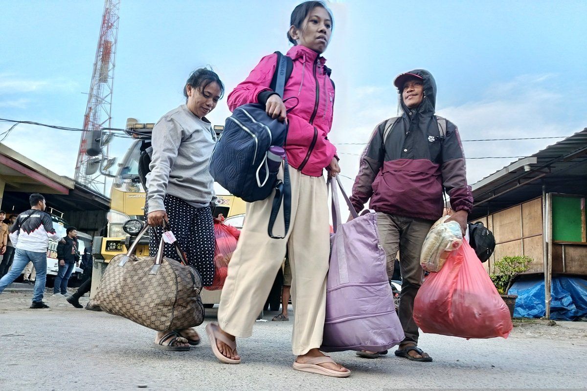 Polres Jayawijaya beri penampungan sementara 250 pengungsi dari Yalimo