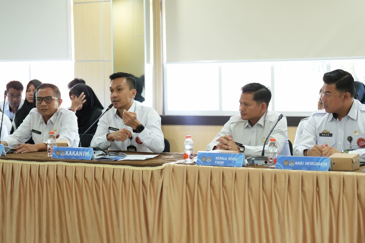 Imigrasi Kendari lakukan Desk evaluasi Zona integritas menuju WBBM