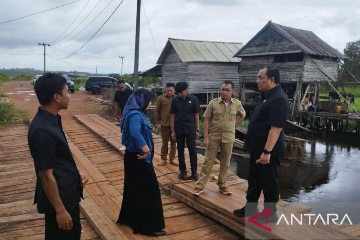 Bangka Selatan anggarkan Rp2,3 miliar untuk perbaikan jembatan dan jalan