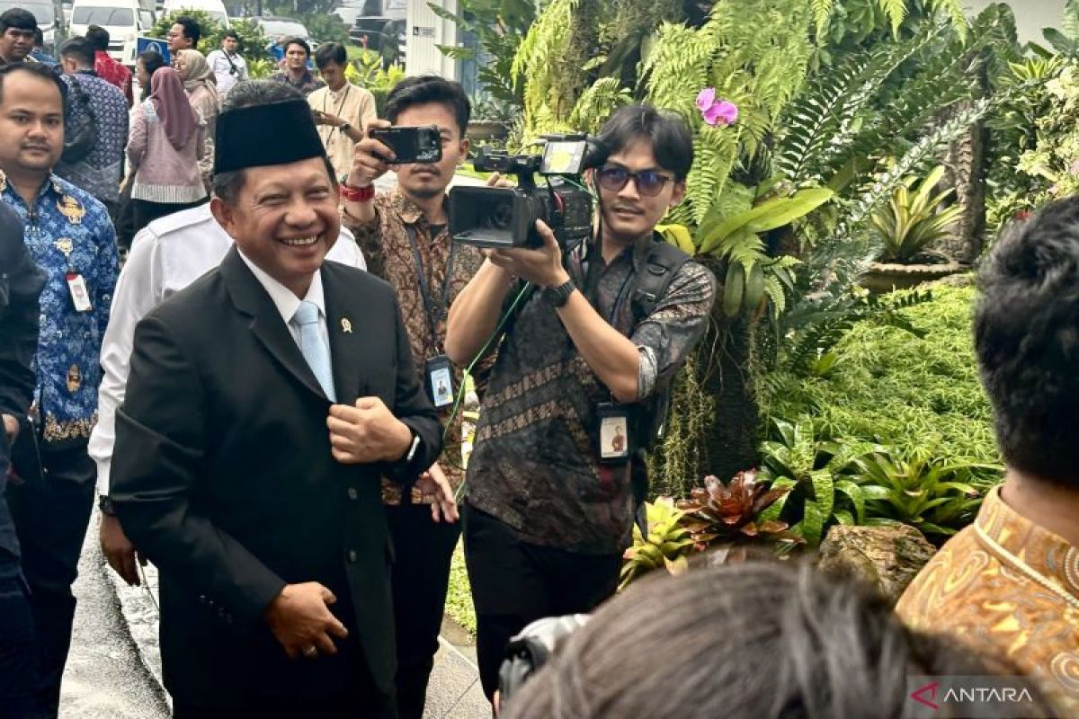 Presiden Prabowo dijadwalkan lantik menko polkam di Istana Rabu siang