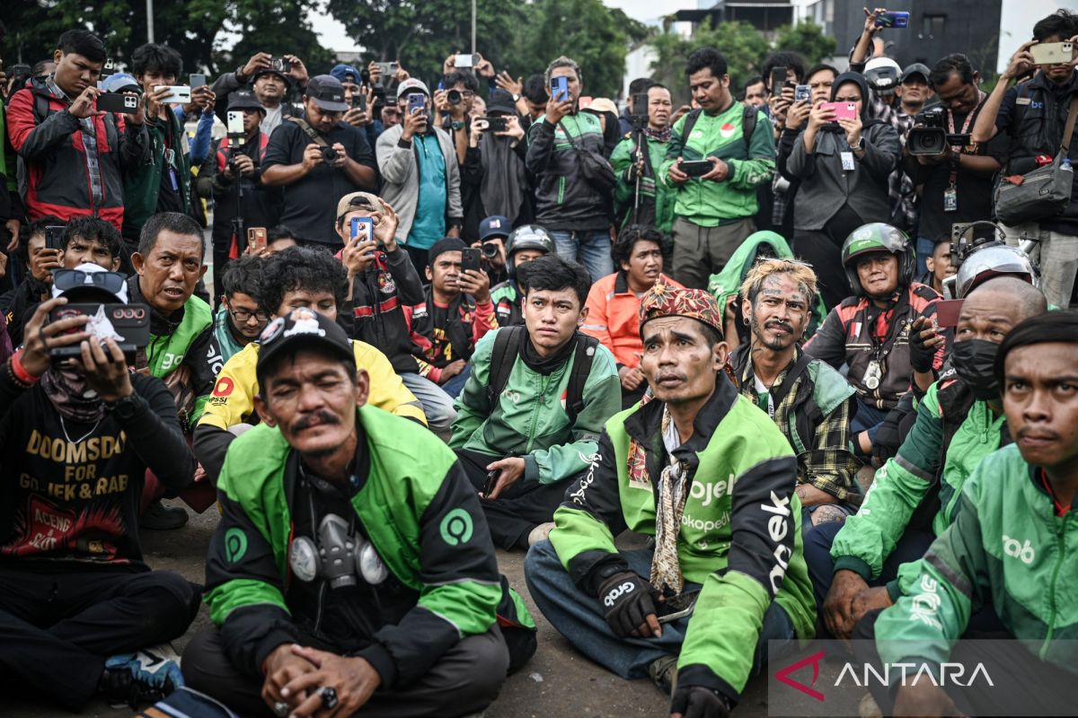 Tarif ojol 8 persen dinilai solusi baru dan perkuat perlindungan pekerja