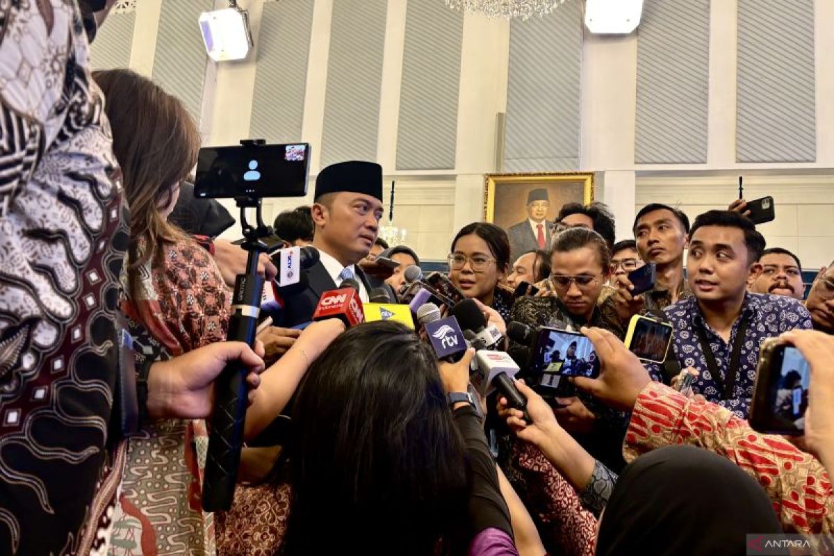 Prabowo beri kenaikan pangkat jenderal kehormatan untuk Djamari, Dofiri