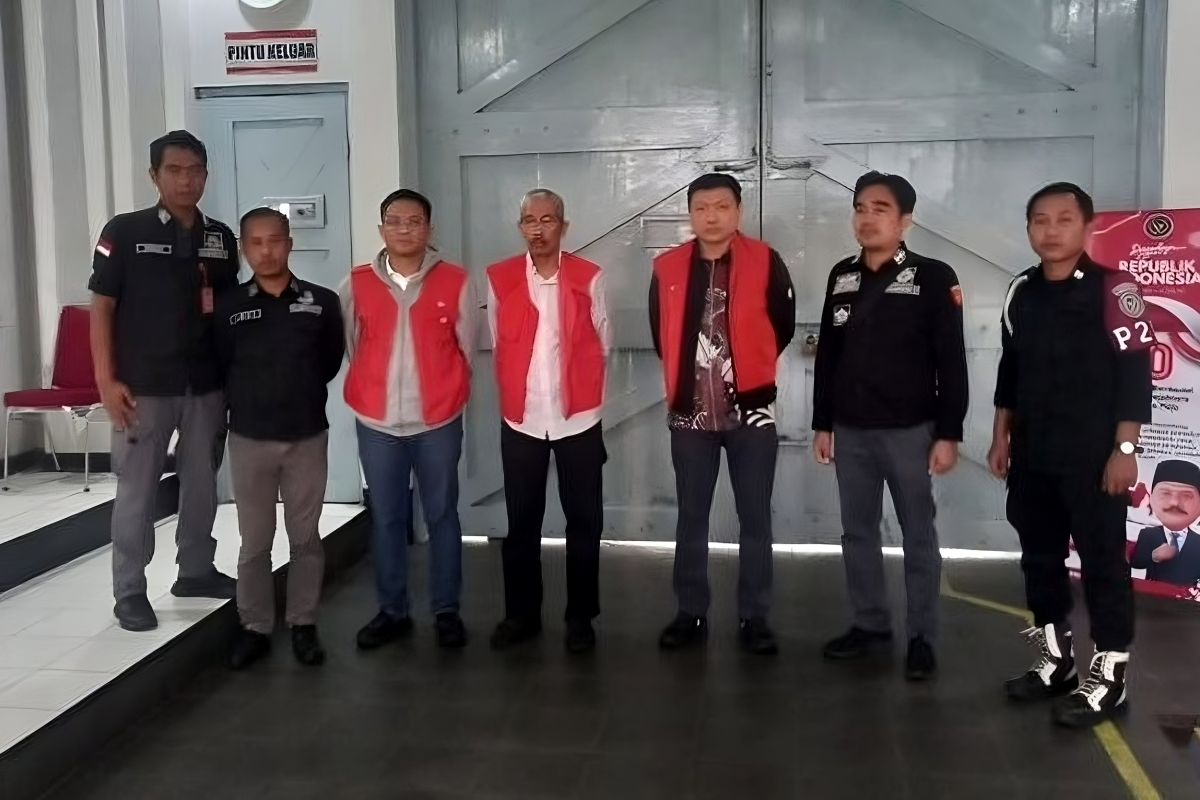 Kejagung limpahkan tiga tersangka kasus Sritex ke Kejari Surakarta