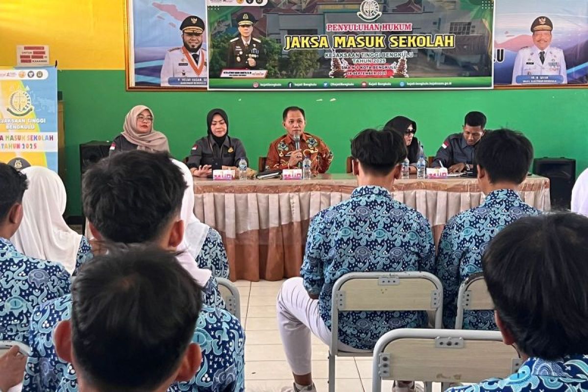 Kejati beri penyuluhan hukum bagi siswa SMA Bengkulu