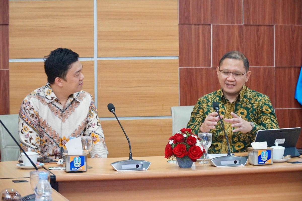 Jatim jalin kerja sama pertukaran pelajar dengan MOE Singapura