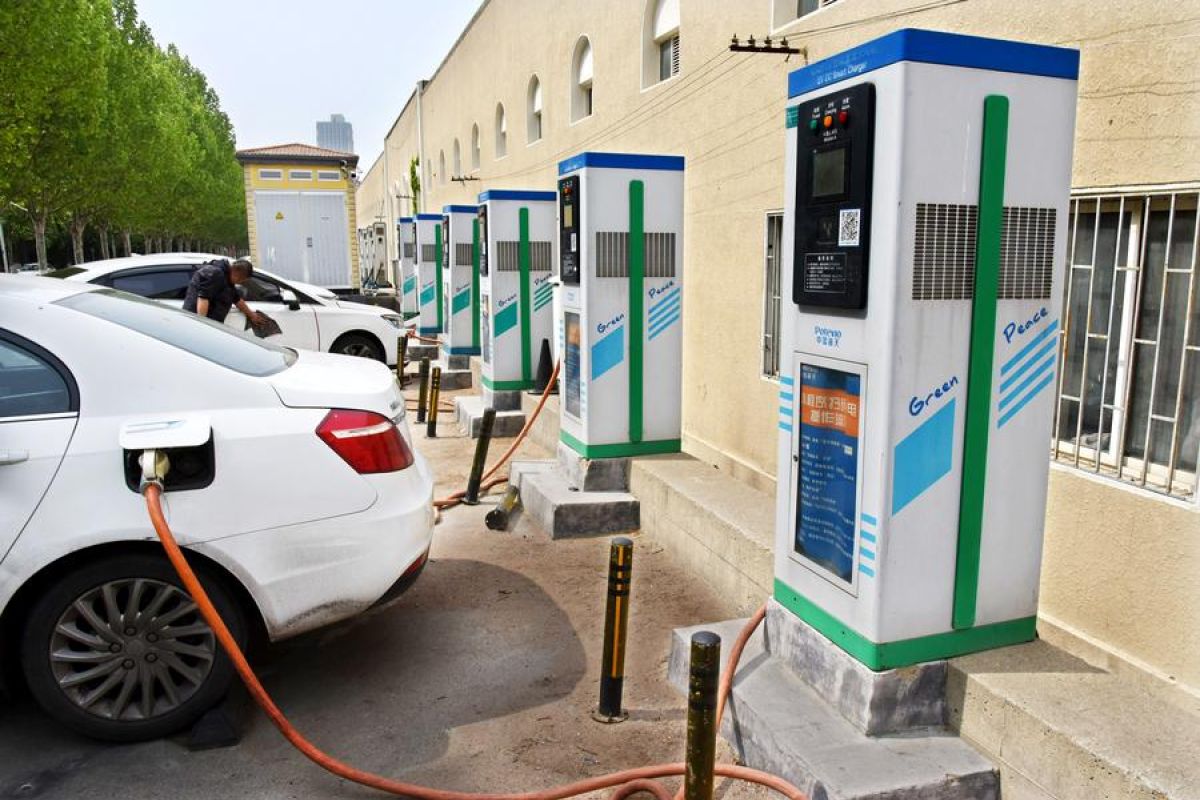 Infrastruktur pengisian daya kendaraan listrik di China tumbuh pesat