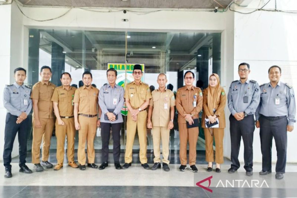 Kemenkum Kalsel dampingi Pemkab Balangan bentuk posbankum