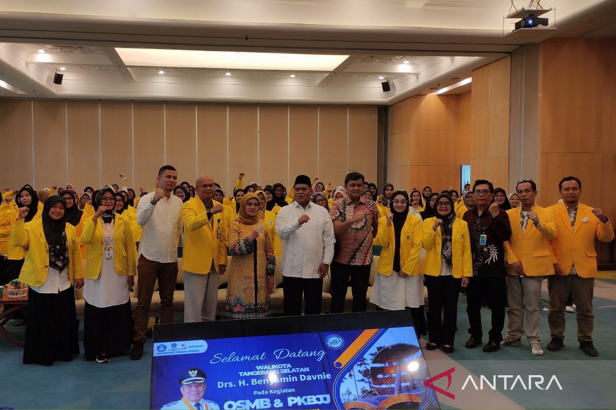 UT Serang selenggarakan orientasi mahasiswa baru penerima beasiswa Pemkot Tangsel