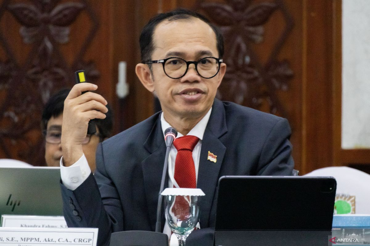 Unand jadi percontohan digitalisasi dokumen kelulusan