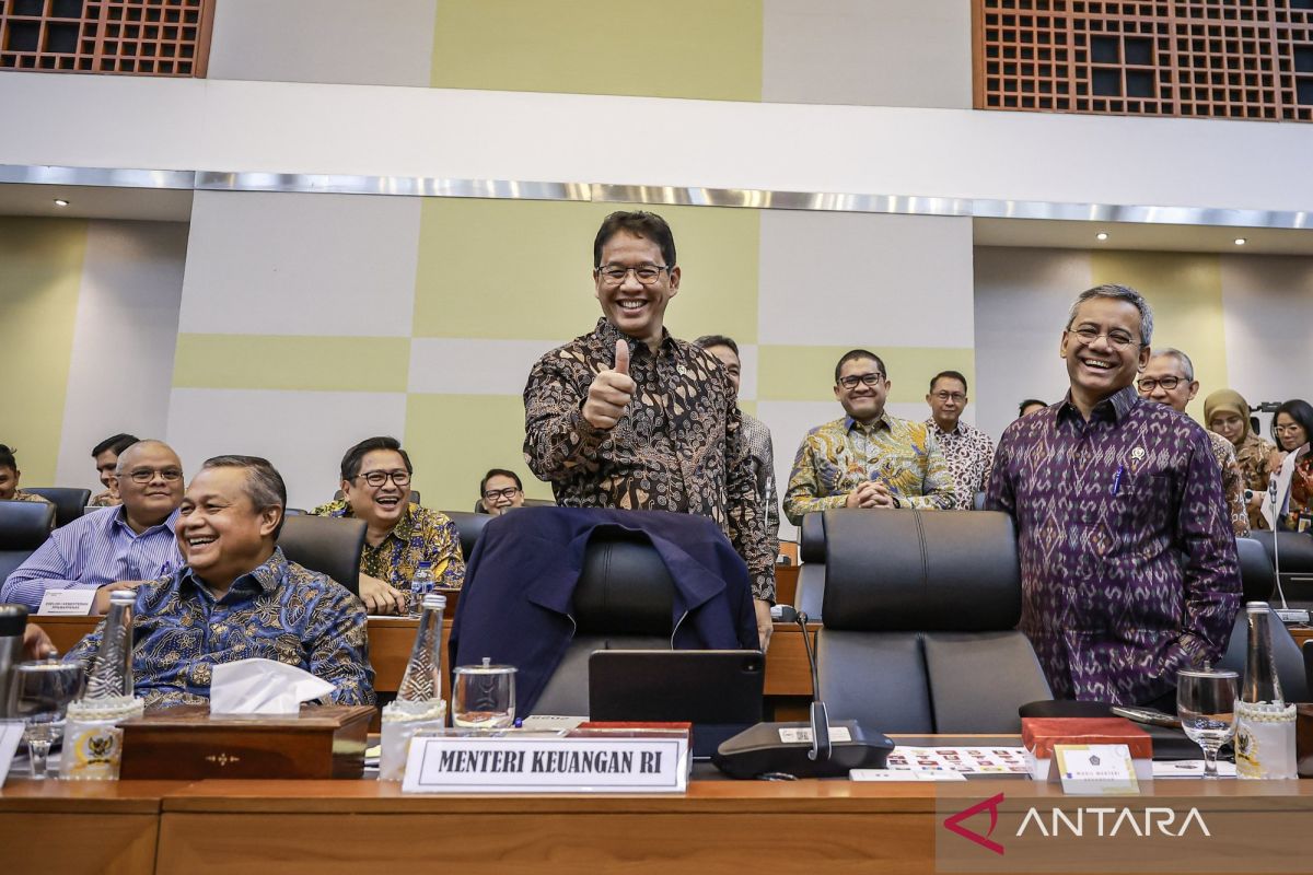 Wamenkeu menjamin strategi pajak 2026 tak bebankan rakyat
