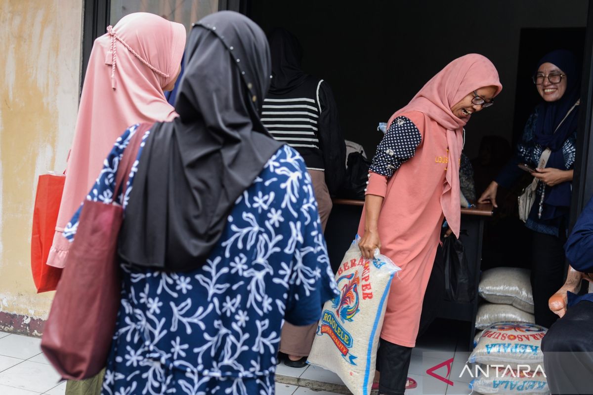 Kasus penyaluran bansos, KPK periksa Direktur RSKBK Kemensos